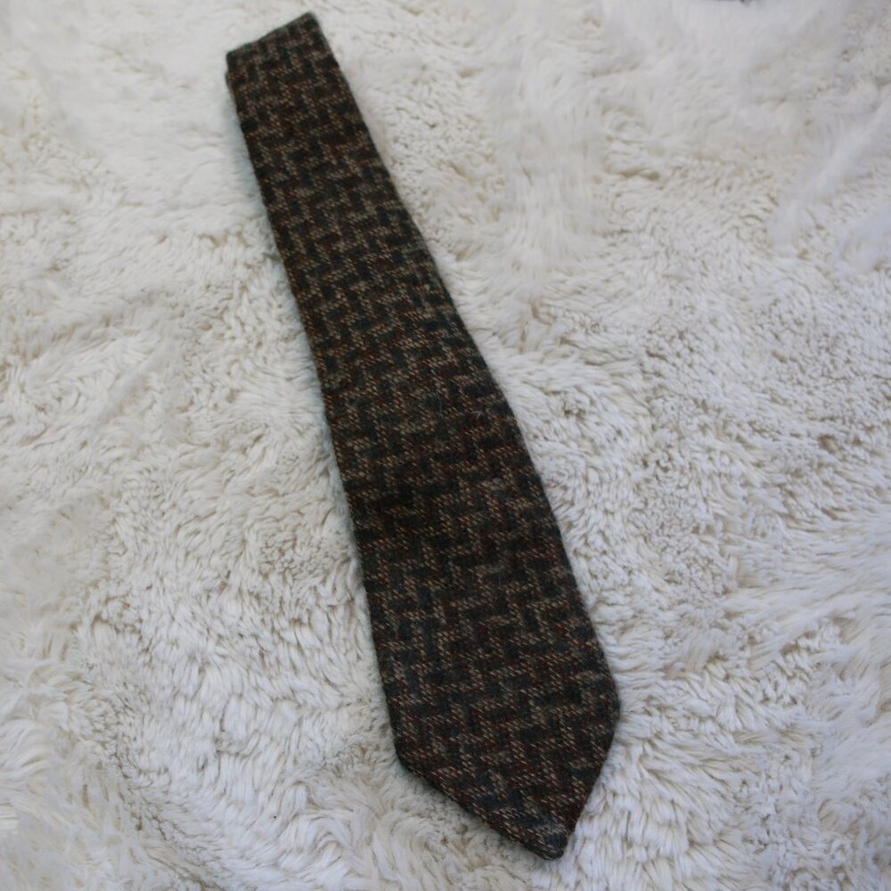 Jean-Paul Germain Vintage Mohair Wool Brown Green Chevron Knit Necktie OS